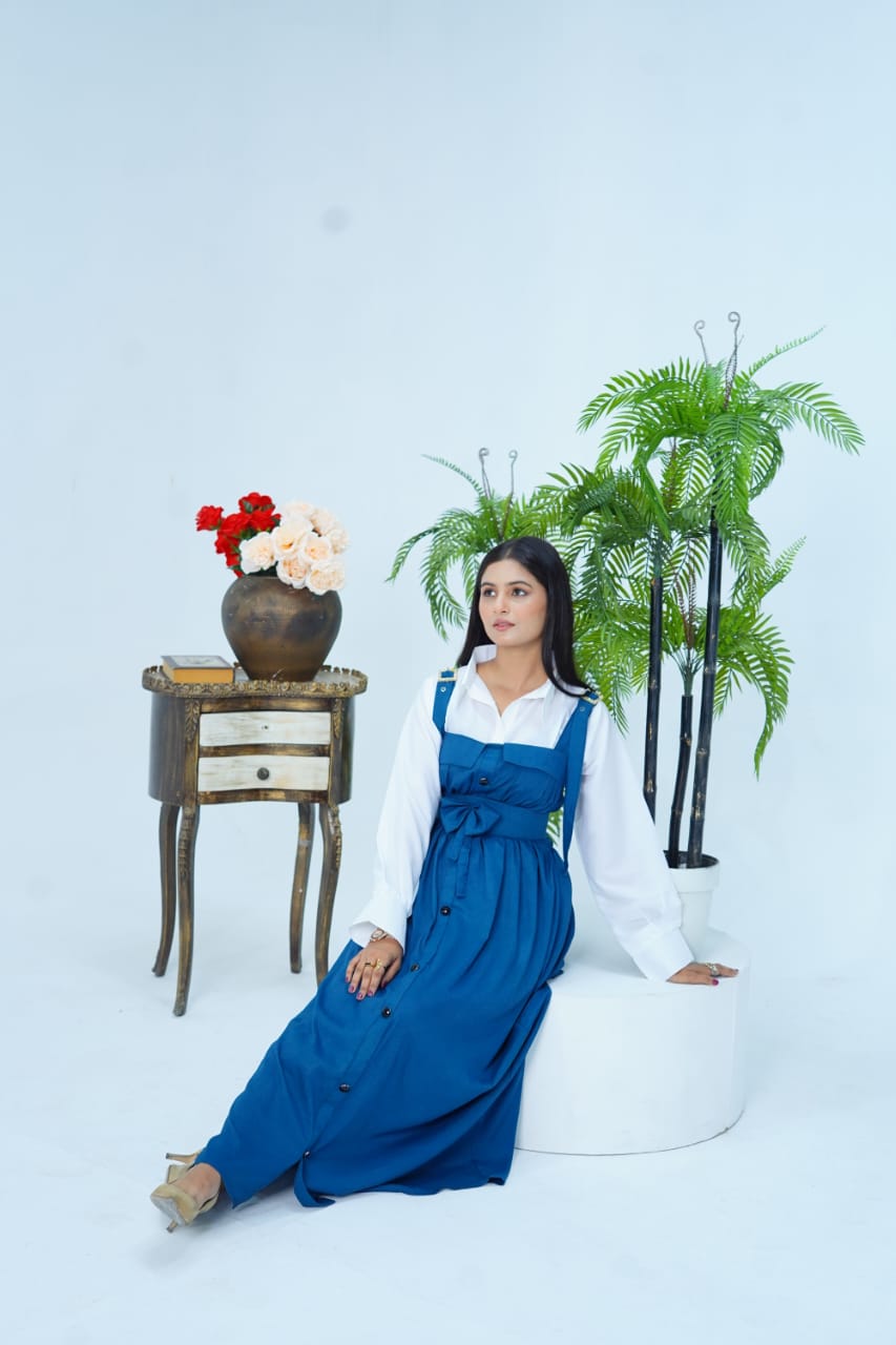 Butterfly Roomper Maxi Western Style Rs 2799/-