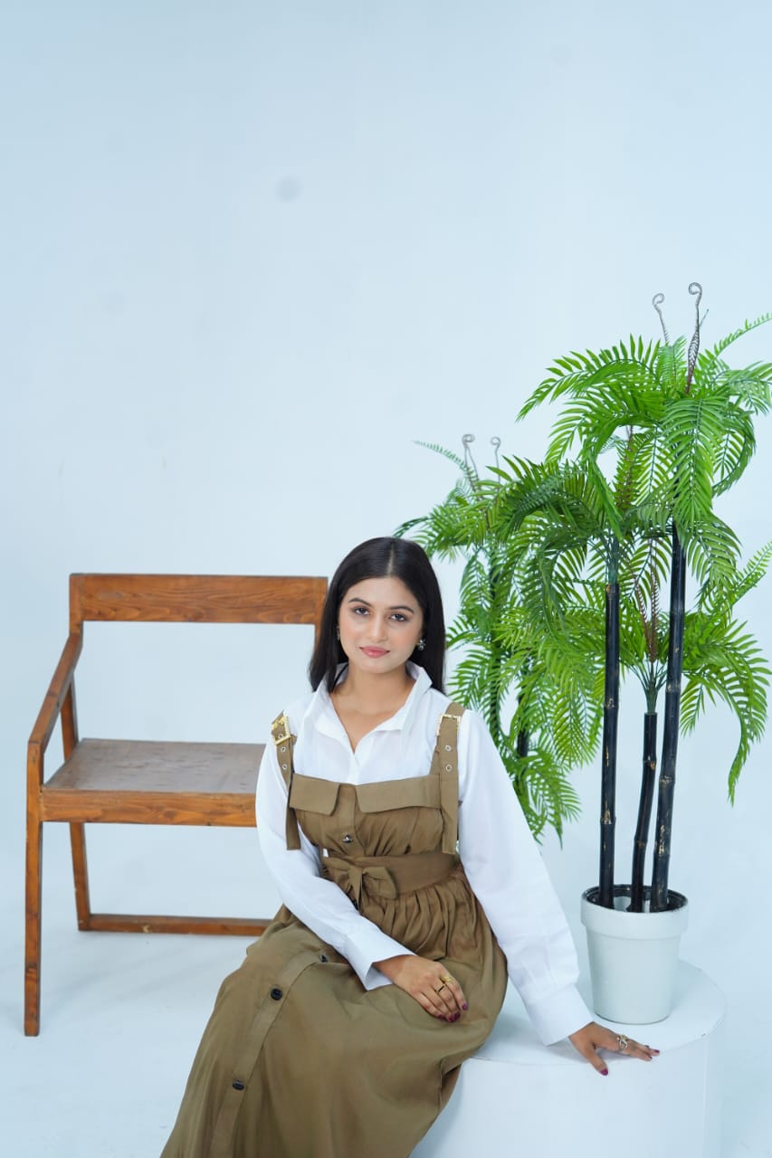 Butterfly Roomper Maxi Western Style Rs 2799/-