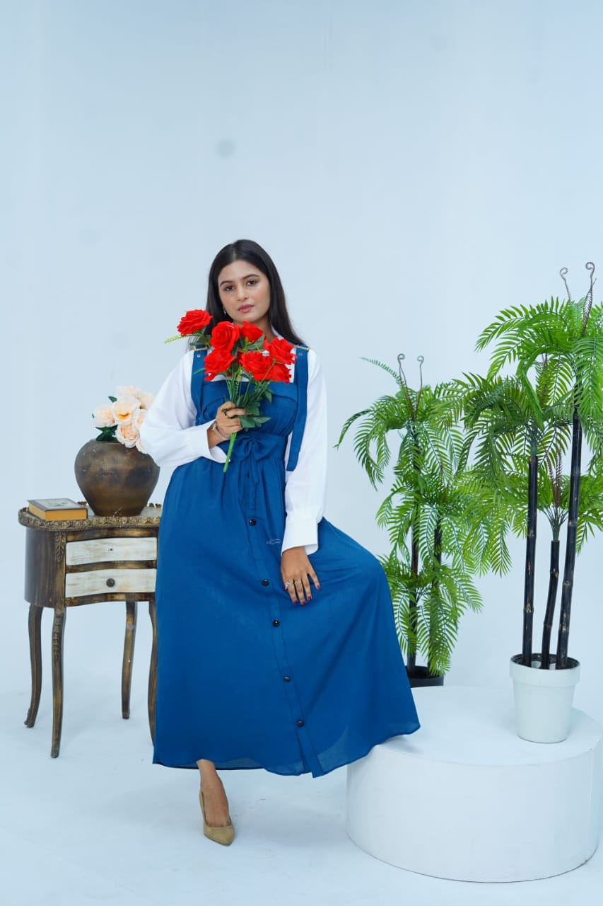 Butterfly Roomper Maxi Western Style Rs 2799/-