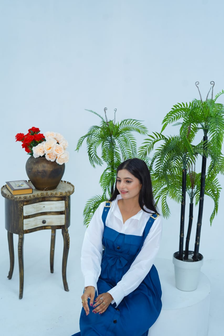 Butterfly Roomper Maxi Western Style Rs 2799/-